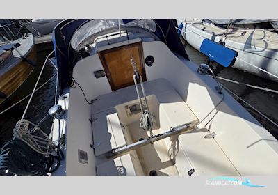 Marieholm 26 Segelbåt 1977, med Volvo Penta D1-13 motor, Tyskland