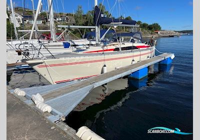 Maxi 33 Segelbåt 1990, med Volvo Penta 2003/120 S motor, Sverige