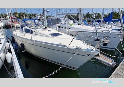 Maxi Yachts 999 Segelbåt 1988, med MD2002 motor, Sverige