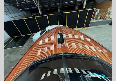 Riva Aqua Super 33 Segelbåt 2019, med Yanmar motor, Frankrike