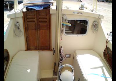 Seastream 34 Deck saloon Segelbåt 1979, med Vetus motor, Grekland