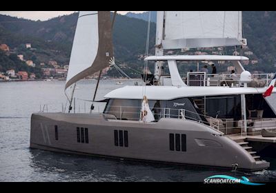 Sunreef Yachts Sunreef 70 Segelbåt 2021, med John Deer 6068Sfm50 168 kW (225 hp) Each motor, Spanien