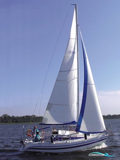Tes 720 Segelbåt 2008, med Yamaha motor, Holland