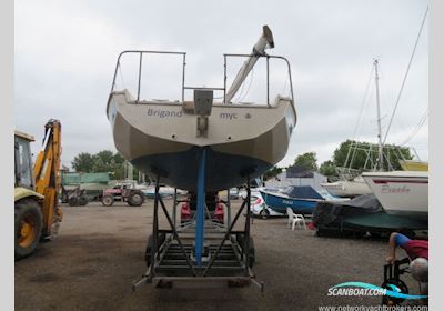 Thames Marine Robber 3 E Segelbåt 1987, med Mariner motor, England