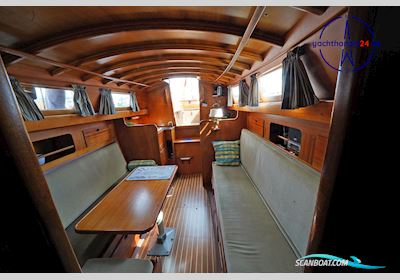 Vindö 32 Segelbåt 1979, med Nanni motor, Tyskland
