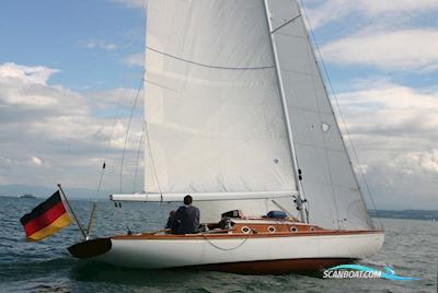 W. v. Hacht Nationaler Kreuzer Segelbåt 1922, med Nanni motor, Tyskland