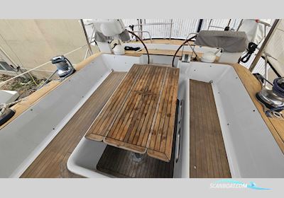 Wauquiez PILOT SALOON 60 DS Segelbåt 1993, med PERKINS motor, Frankrike