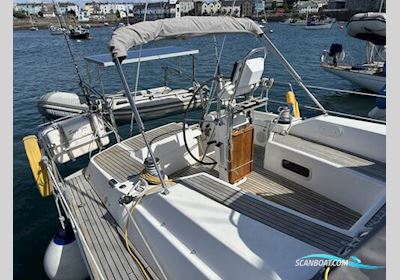 Wauquiez Pilot Saloon 40 Segelbåt 2002, med Volvo Penta D2 - 55 motor, England