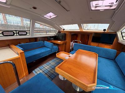 Wauquiez Pilot Saloon 55 Segelbåt 2008, med Yanmar  4JH110 motor, England