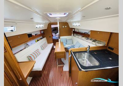 Bavaria 32 Cruiser Segelboot 2012, mit Volvo Penta D1-20F motor, Deutschland