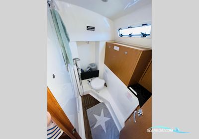 Bavaria 32 Cruiser Segelboot 2012, mit Volvo Penta D1-20F motor, Deutschland