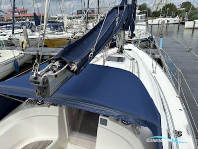 Bavaria 32 Cruiser Segelboot 2002, mit Volvo Penta motor, Niederlande