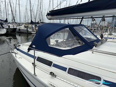 Bavaria 32 Cruiser Segelboot 2002, mit Volvo Penta motor, Niederlande