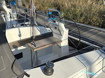 Bavaria 32 Cruiser Segelboot 2012, mit Volvo Penta motor, Niederlande