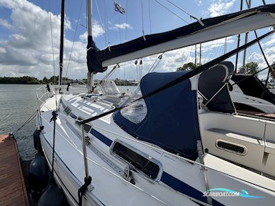 Bavaria 34-3 Cruiser Segelboot 2000, mit Volvo Penta motor, Niederlande