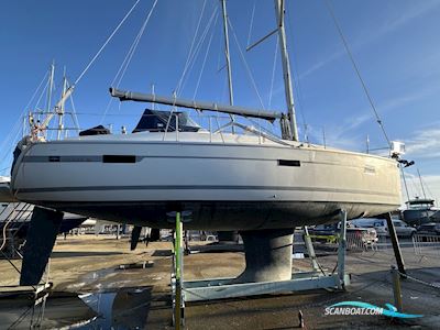 Bavaria 36 Cruiser Segelboot 2011, mit Volvo Penta motor, England
