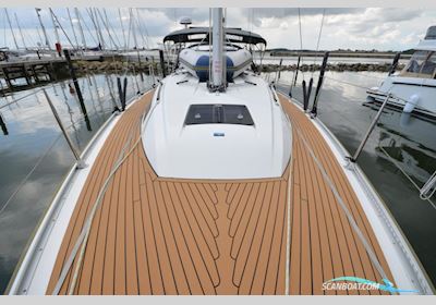 Bavaria 37 Cruiser Segelboot 2015, mit Volvo Penta motor, Deutschland