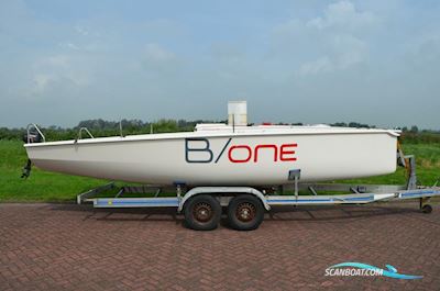 Bavaria B/One Segelboot 2013, Niederlande