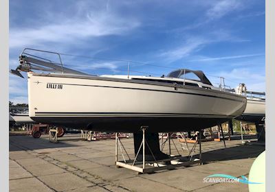 Bavaria Cruiser 33 Segelboot 2015, mit Volvo Penta D1-30 motor, Deutschland