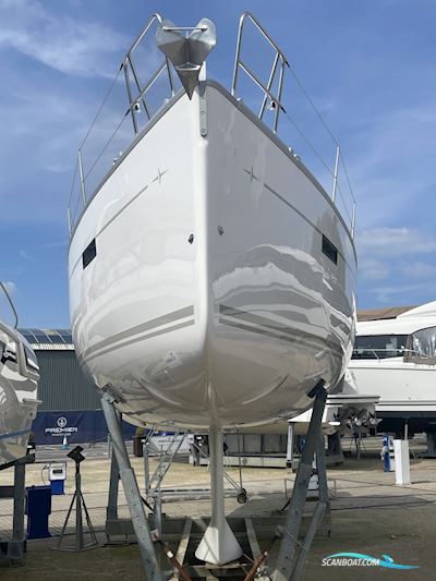 Bavaria Cruiser 37 Segelboot 2025, mit Volvo Penta motor, England