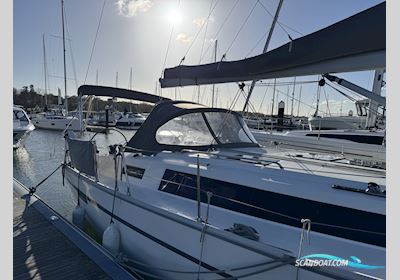 Bavaria Cruiser 37 Segelboot 2015, mit Volvo Penta motor, England