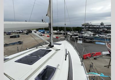 Bavaria Cruiser 37 Segelboot 2016, mit Volvo Penta motor, England