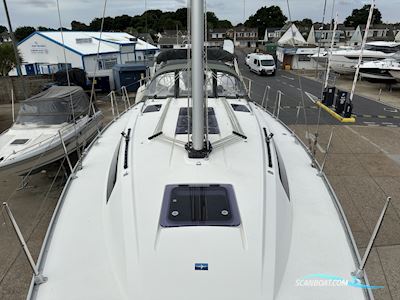 Bavaria Cruiser 37 Segelboot 2016, mit Volvo Penta motor, England