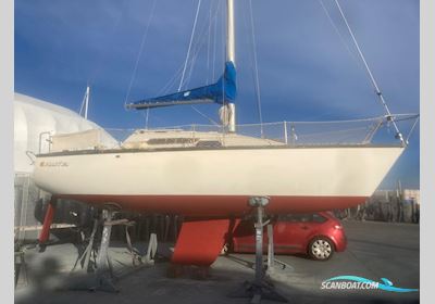 Beneteau First 25 Segelboot 1981, mit Johnson motor, Frankreich