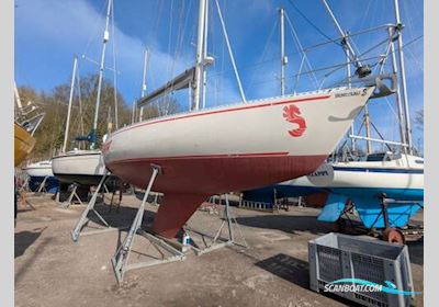 Beneteau First 30 Segelboot 1980, mit Yanmar 2YM15 motor, England
