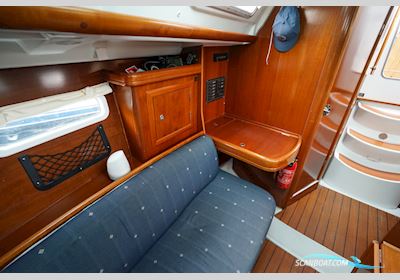 Beneteau Oceanis 323 Segelboot 2005, mit Yanmar 3ym20 motor, Sweden