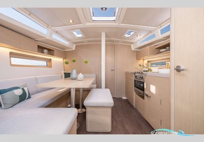 Beneteau Oceanis 37.1 Segelboot 2024, Kroatien