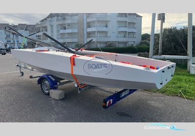 Chantier Naval Carantec Scow 5.5 Segelboot 2019, mit Torqeedo motor, Frankreich