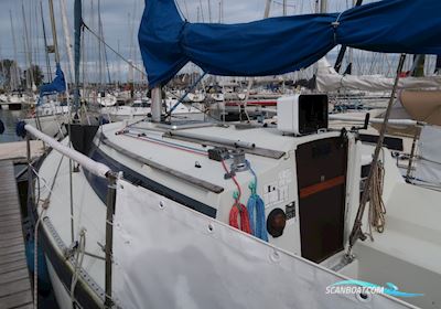 Dufour 2800 Segelboot 1977, mit  Avolvo Penta MD7 A motor, Belgien
