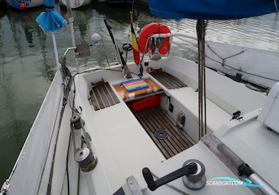 Dufour 2800 Segelboot 1977, mit  Avolvo Penta MD7 A motor, Belgien
