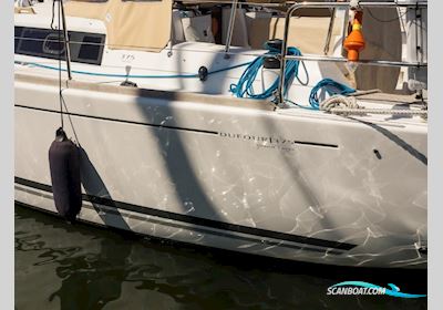 Dufour 375 Grand Large Segelboot 2011, mit Volvo Penta D2-40 SD motor, Sweden