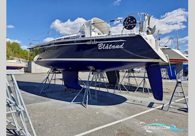 Elan 333 Segelboot 2000, mit Volvo Penta 2030 motor, Sweden