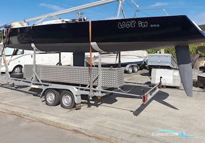 Esse 850 Segelboot 2006, mit Mercury 4 Stroke motor, Deutschland