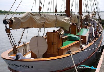 Haikutter Segelboot 1936, mit JAZ/Detroit 204 motor, Deutschland