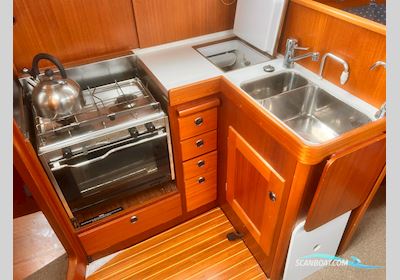 Hallberg Rassy 31 Segelboot 2000, mit Volvo Penta motor, England