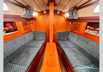 Hallberg Rassy 31 Segelboot 2000, mit Volvo Penta motor, England
