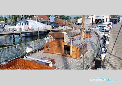 Heinrich Braue Klassiker 9 KR Yacht Segelboot 1948, mit Volvo Penta motor, Deutschland