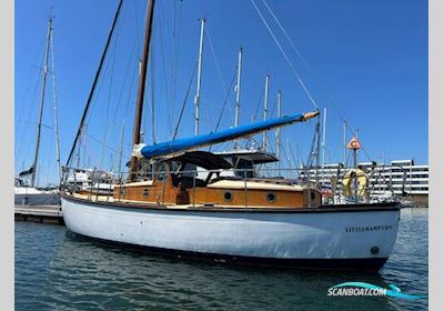 Hillyard 9 Ton Segelboot 1970, mit Perkins motor, England