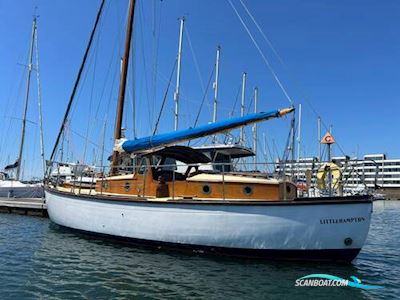 Hillyard 9 Ton Segelboot 1970, mit Perkins motor, England