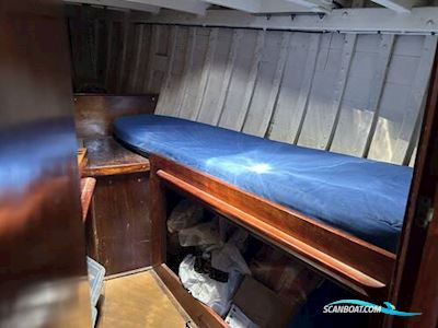 Hillyard 9 Ton Segelboot 1970, mit Perkins motor, England