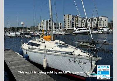 Jeanneau Arcadia Segelboot 1984, mit Yanmar 2GM motor, England