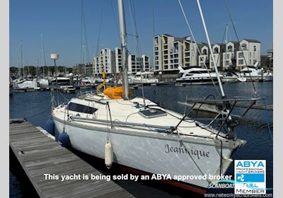Jeanneau Arcadia Segelboot 1984, mit Yanmar 2GM motor, England
