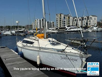 Jeanneau Arcadia Segelboot 1984, mit Yanmar 2GM motor, England