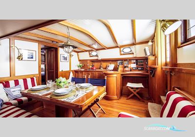 Lemsteraak Aukje Zwaantje Segelboot 1911, mit Perkins motor, Niederlande