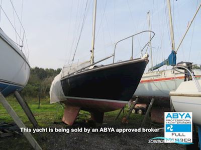 Macwester 27 Segelboot 1972, mit Petter Twin Diesel motor, England