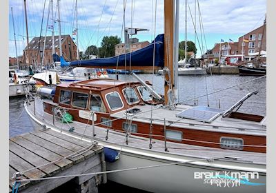 Matthissen und Paulsen, Arnis KR 7 Segelboot 1970, mit Mercedes motor, Deutschland